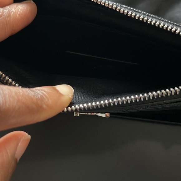 YSL - Picture 9 of 9